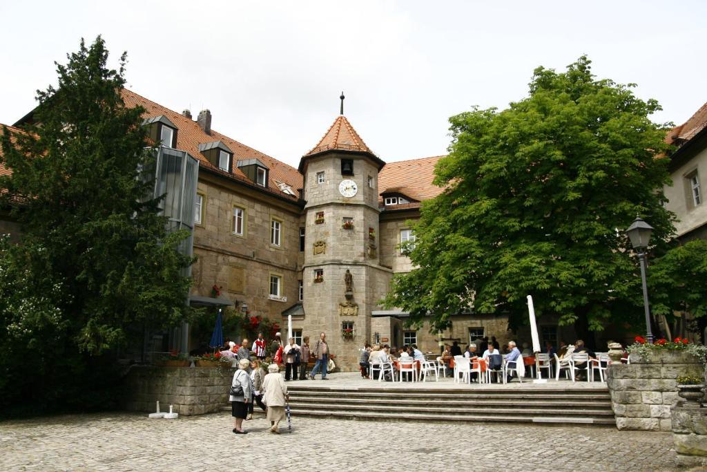 Schloss Schwanberg Roedelsee Luaran gambar