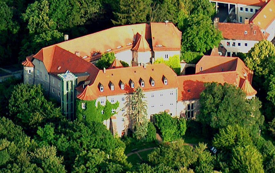 Schloss Schwanberg Roedelsee Luaran gambar
